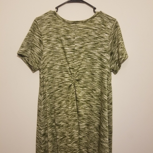 LuLaRoe Dresses & Skirts - LulaRoe Carly Dress